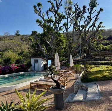 5BR, Ocean View, Private Pool, Villas Roc-Azur in Nusa Penida