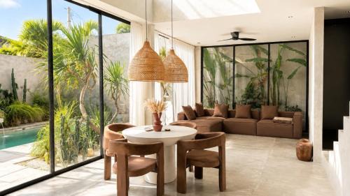 Casa Aire Pererenan I Minimalist 2BR Villa with Private Pool in Canggu