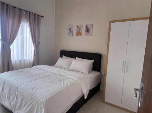 shopee wee guest house in Tegal
