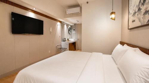 Pristine Living at Tokyo Riverside PIK2 in Muara
