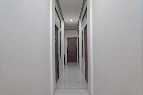 RedDoorz @ Galuh Mas in Karawang