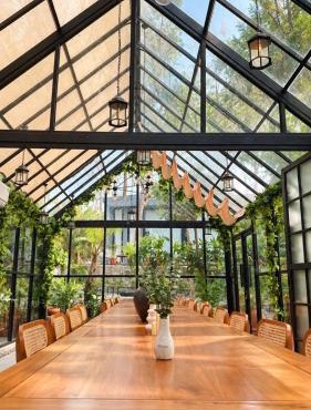 Guru Giri Family Studio 3Pax Private Pool Villa Yogyakarta in Mutihan