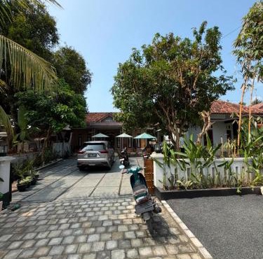 Dinasty Living Villa Batukaras in Pangandaran