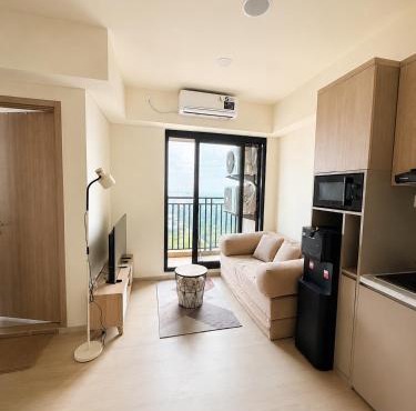 Lurenca 2BR Elegance Apartmen at Meikarta in Leuweungmalang