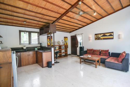 Villa Senang Senggigi in Senggigi