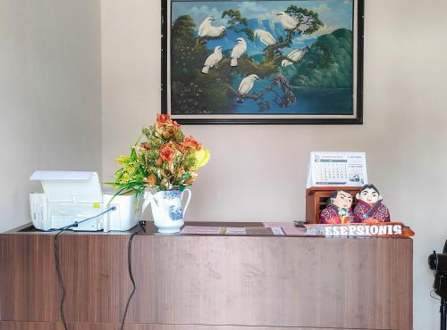 New Era Family Homestay Binjai Mitra RedDoorz in Binjai