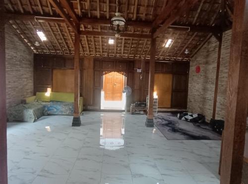Land Ho - Homestay in Yogyakarta
