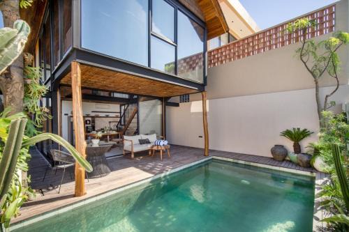 Villa Riso Seminyak 2BR Private Pool in Sei Pinang