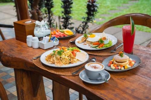 Lunga Cafe & Villa in Tegalalang