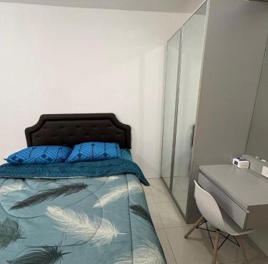 Cozy apartment educity one step to shanghai park