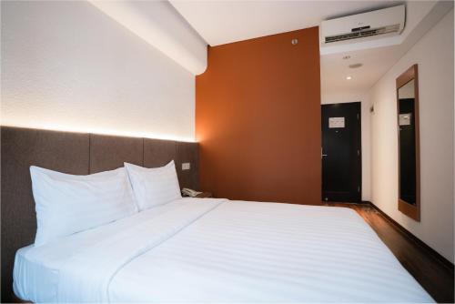 Omar Hotel