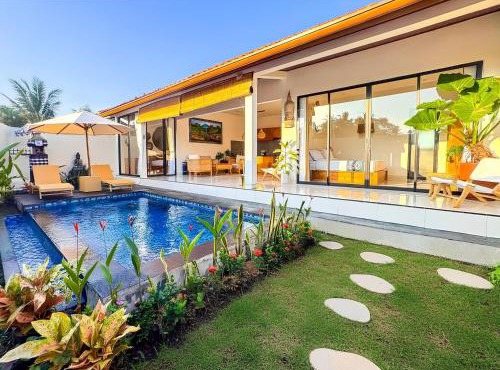 2BR Private Boho Style Villa, Jungle Pool, Yoga, Near Ubud Center in Ubud
