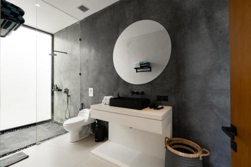 Casa Infinity Villa 1 - 3BR with Ocean View & Pool by BaliSuperHost