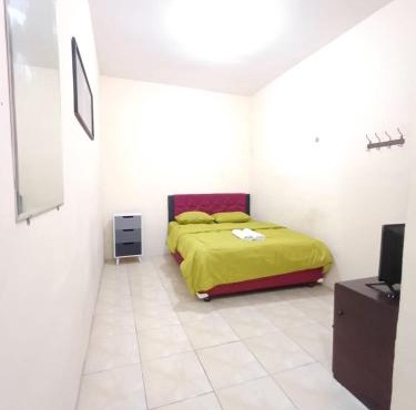 Irma Guest House Syariah in Temenggungan