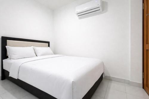 Roemah Kemang Syariah Mitra RedDoorz in Tasikmalaya