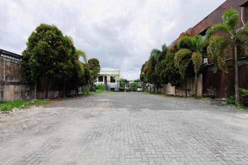 Urbanview Hotel Syariah Ratu Elok Banjarbaru by RedDoorz in Martapura