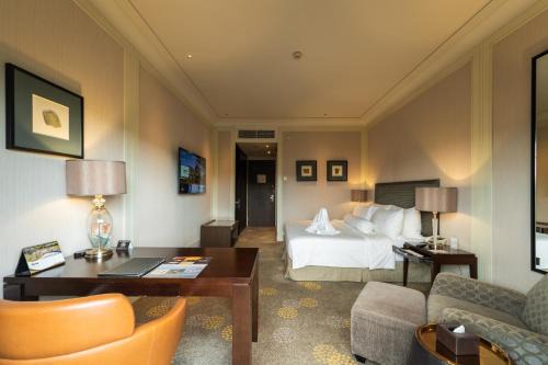 I Hotel Batam in Nagoya