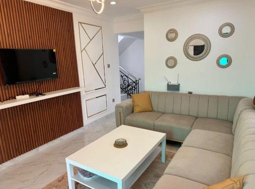 Lamar Villa 2 VIP