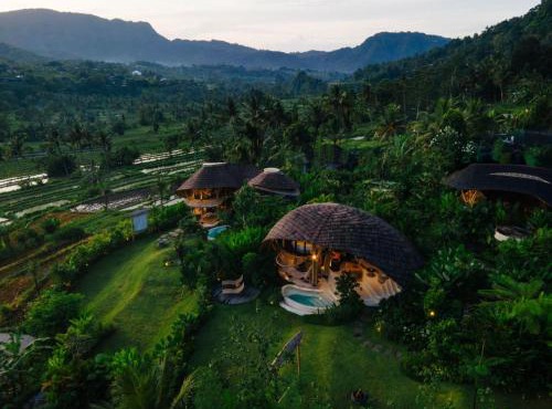 Green Earth Bali luxury Bamboo villas