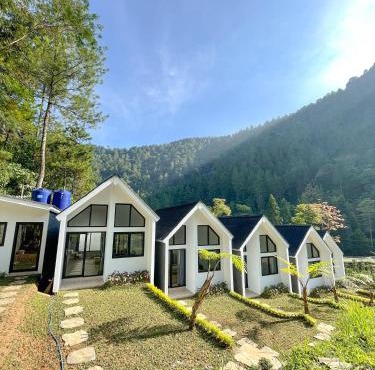ULYAKABIN Glamping Tawangmangu Private Pool Air Hangat No BBQ