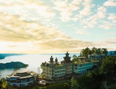Taman Simalem Resort in Tongging