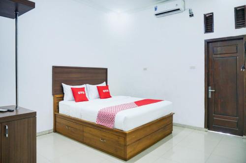 Hotel O Teluk Betung Lembah Hijau - 6 Hour Stay in Bandar Lampung
