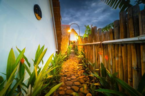 BAMBOO Shack & BAMBOO Cabin in Bukittinggi