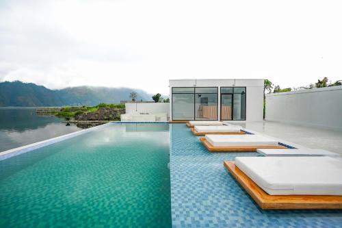 Lake Batur Villa