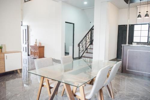 Villa Asana Kolam Renang Private