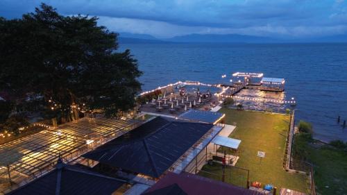 Damar Toba in Balige