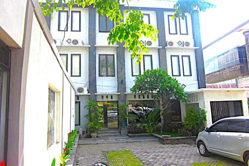Hotel Warta Dua
