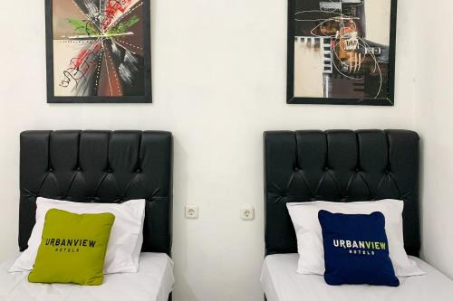 Urbanview Hotel Permata Syariah Garut in Paledang