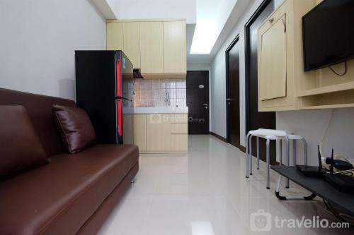 Elegant and Comfort 2BR at Royal Heights Apartment By Travelio in Bantarkamang