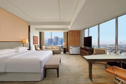 Sheraton Grand Jakarta Gandaria City Hotel