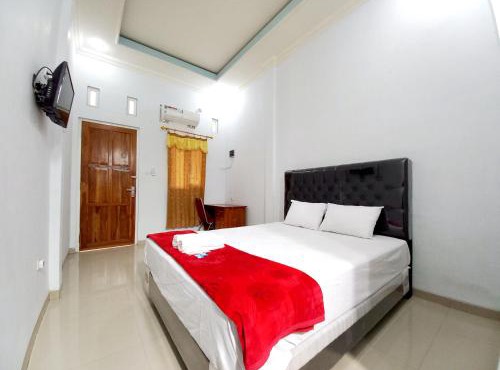 Harmony House Syariah near Alun Alun Pati Mitra RedDoorz
