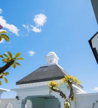 MAHALAYA The Legacy Hotel